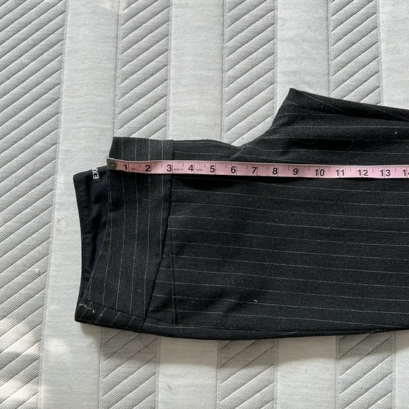 Pinstripe editor pants - Picture 7 of 7